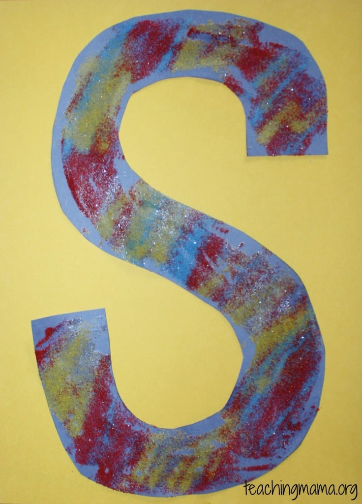 Decorating the Letter S with Colored Sand