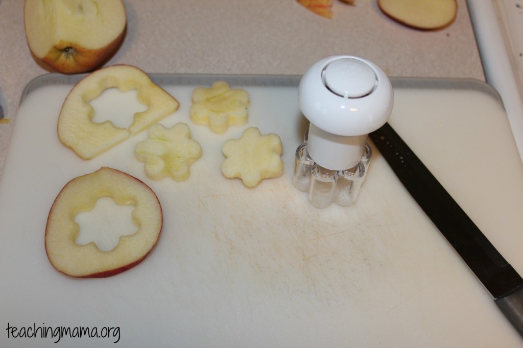 Cutting out Apples