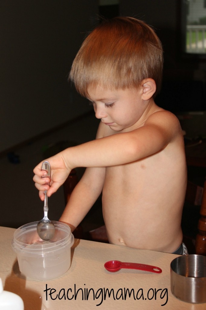 How to Make Red Apple-Scented Slime