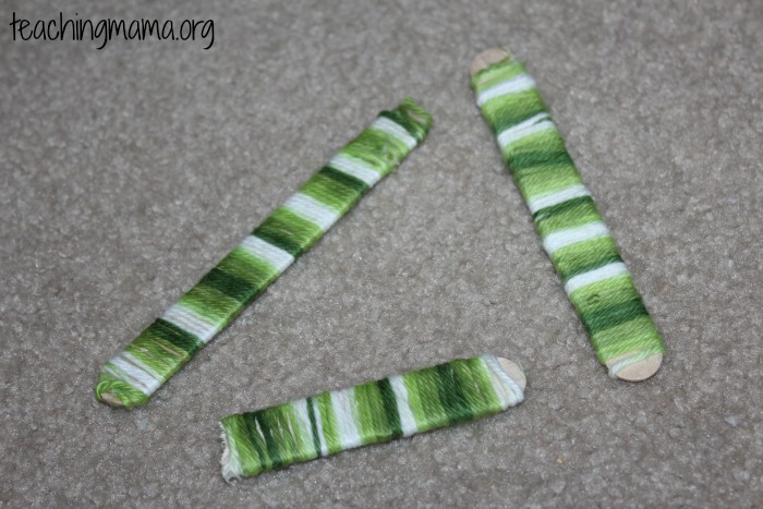 green yarn sticks