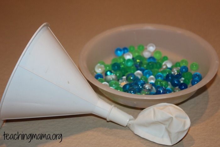 10 Ways to Play with Water Beads