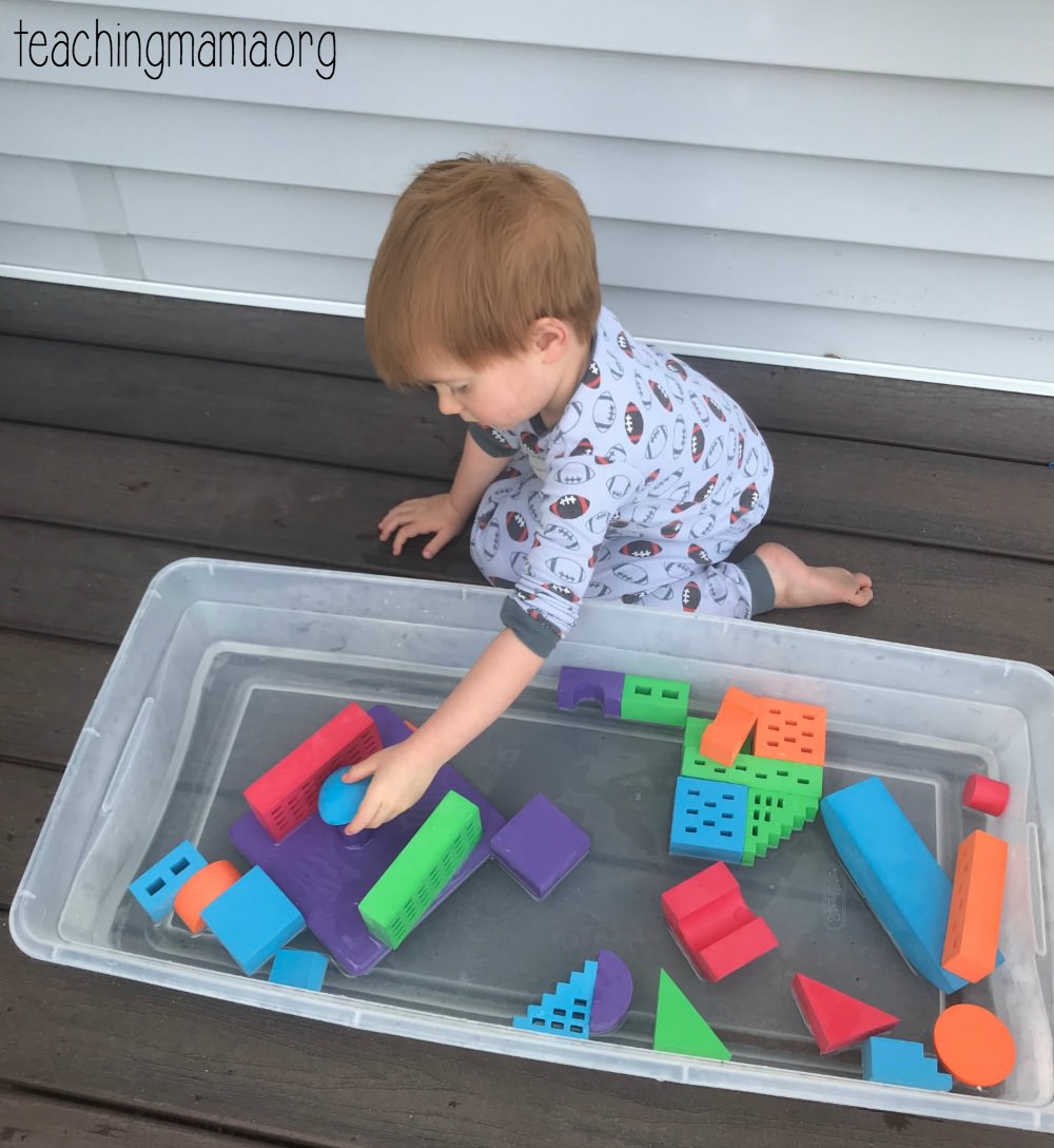 Foam play pieces and water - Projects for Preschoolers