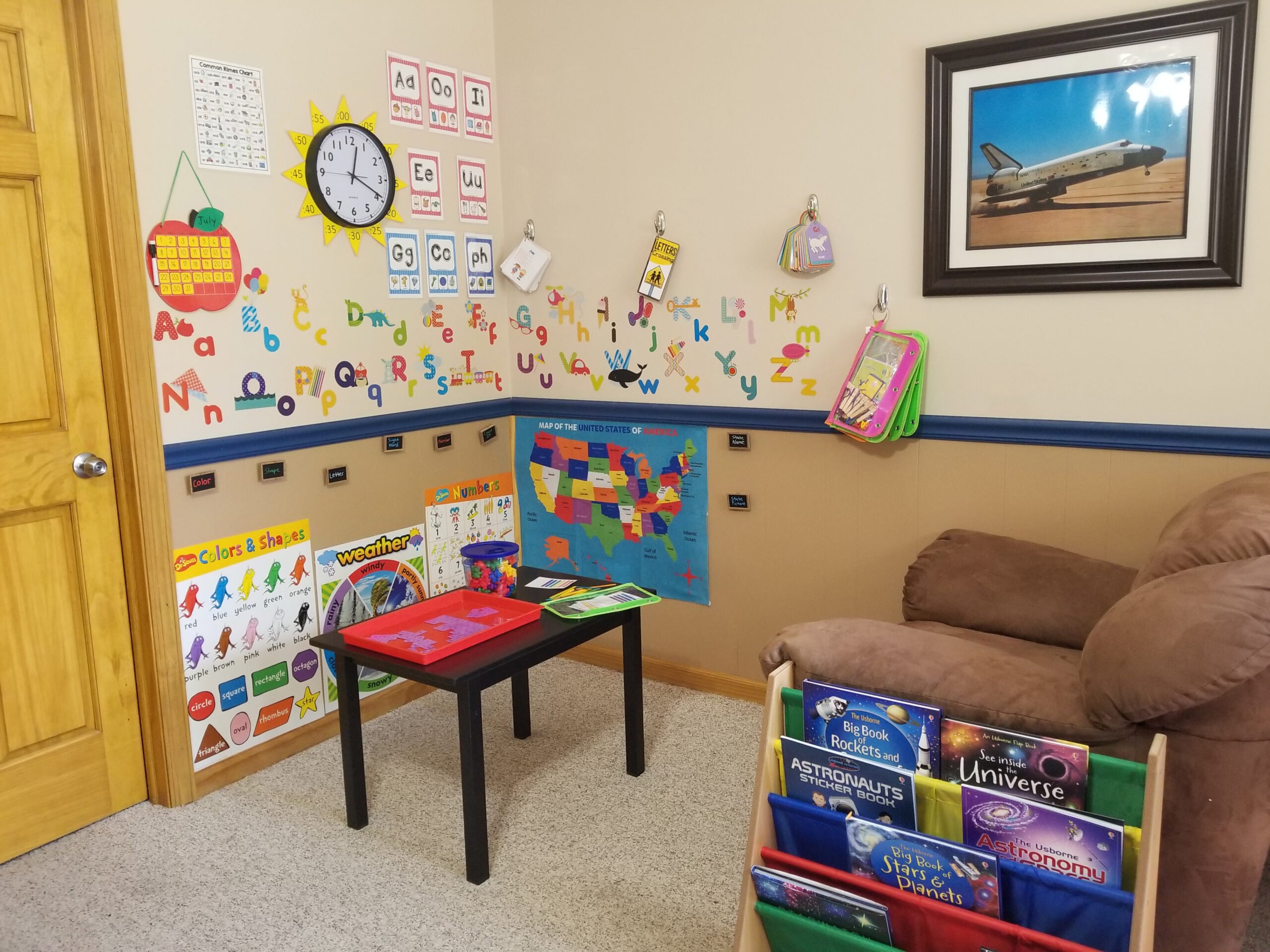Organize Your Homeschool Room Turn A Small Space In Your Home Into A ...