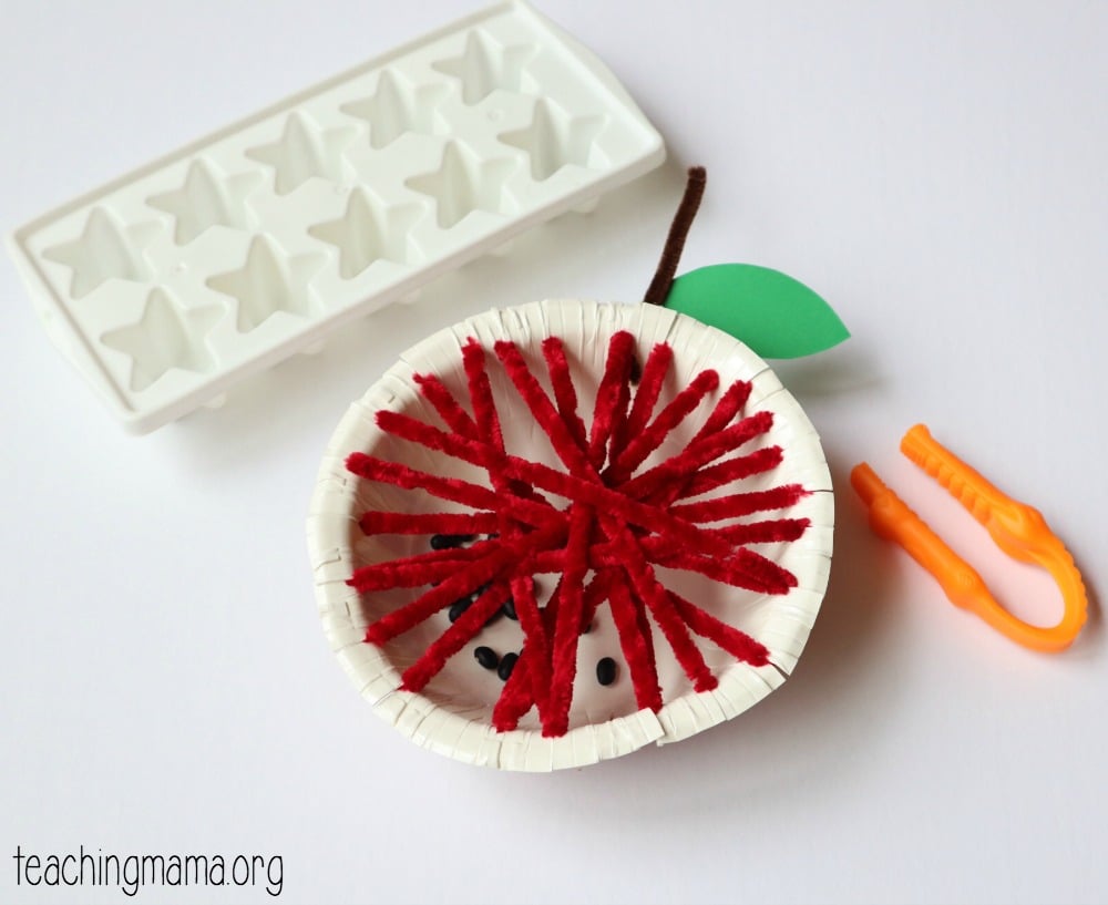 Apple Themed Fine Motor Activity and Craft for Preschool