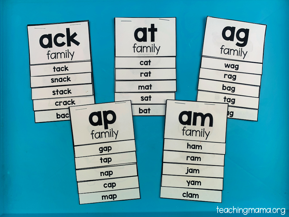 Word Family Short Vowel Sound Flip Books - classroom HQ