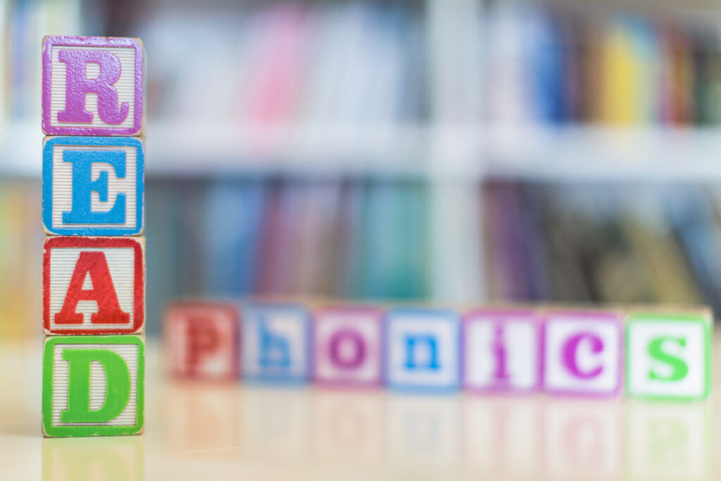 read phonics on blocks