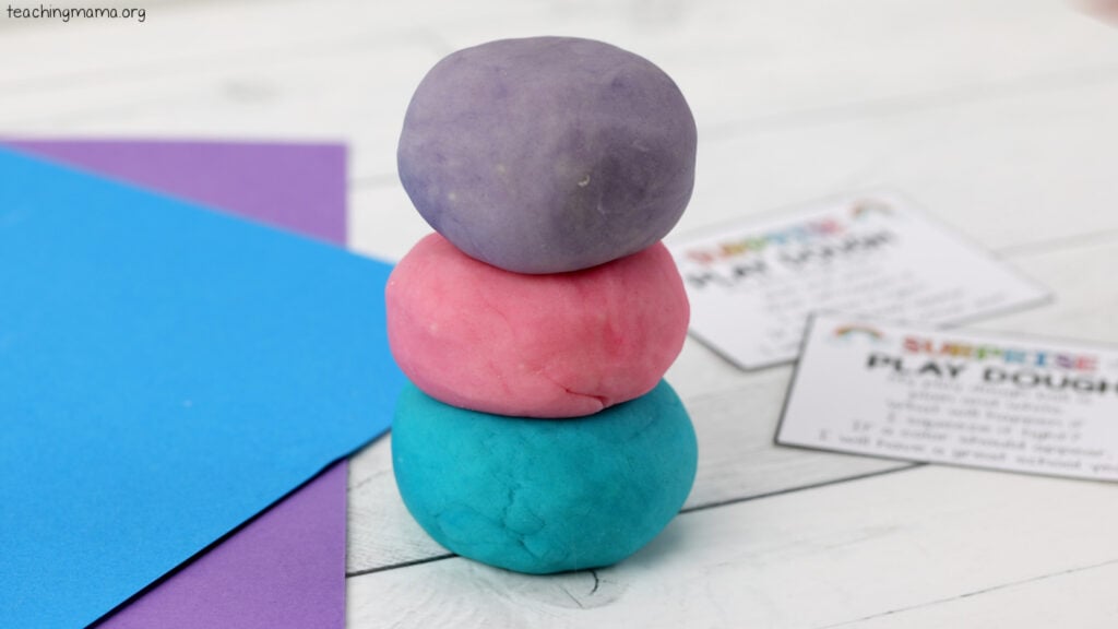 surprise play dough three colors